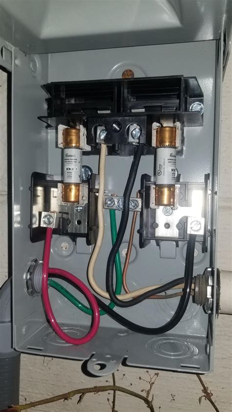 installing ac disconnect box